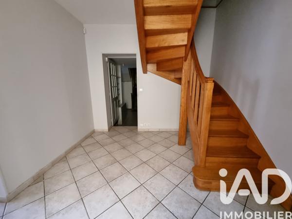 Maison à vendre 10 pièces 250 m² Villefagnan