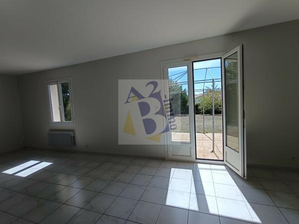 Location maison Soyaux (16800), 114.27m² avec 5 pièce(s) dont 4 chambre(s). Agence Allard Brimeaud