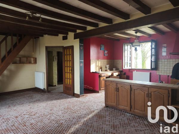 Maison rustique 6 pièces de 138 m² à Saint-Rémy-du-Val (72600)
