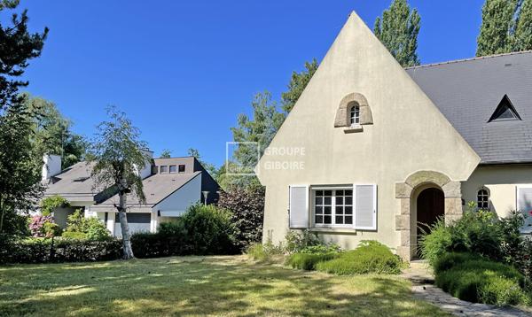 Maison T8 à vendre SAINT GREGOIRE - 180 m² (réf : AM-OG26550q)