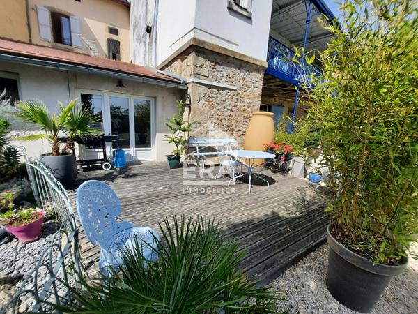 Maison de Prestige à Vendre à Saint Amour - Référence 4441