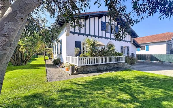 Maison à vendre    6 pièces • 170 m2 Bayonne