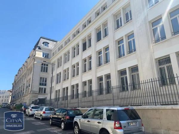 Appartement à louer 3 pièces 59.87m²