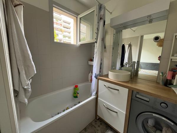 Appartement à vendre |  Villeurbanne |  2 pièces | 49 m²