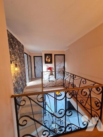 À Vendre à Rohan Maison familiale située à 1.2 km des commodités et services 