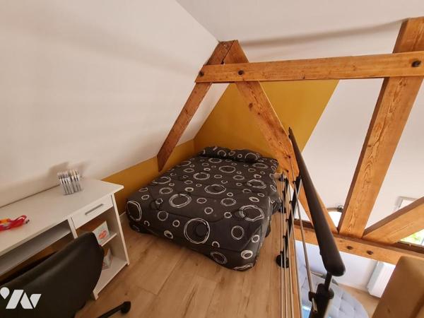 À Vendre à Rohan Maison familiale située à 1.2 km des commodités et services 