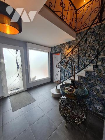 À Vendre à Rohan Maison familiale située à 1.2 km des commodités et services 