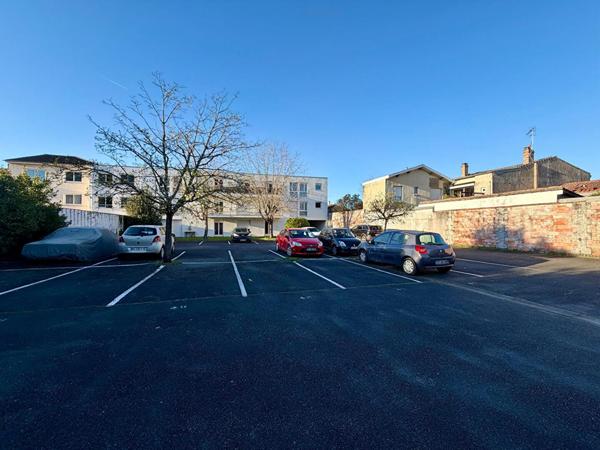 Parking extérieur à vendre à Talence - Caudérès