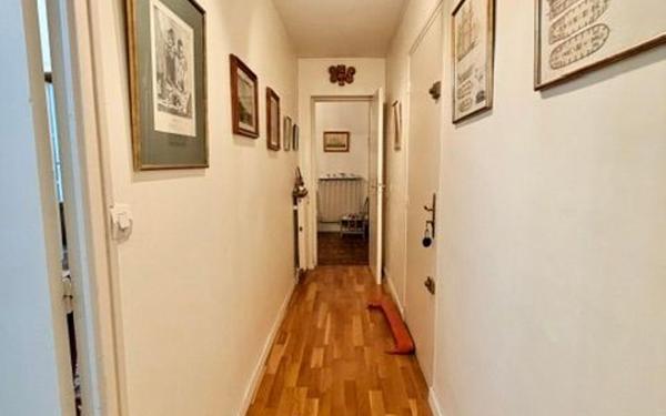 Appartement à vendre    7 pièces • 195 m2 Nîmes