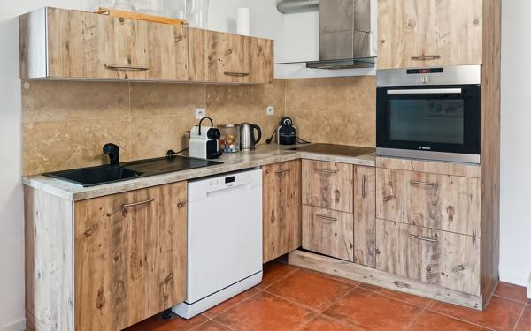 Maison à vendre    7 pièces • 184,86 m2 Les Mées