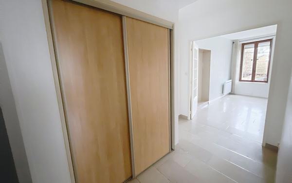 Appartement à louer    4 pièces •  Nancy