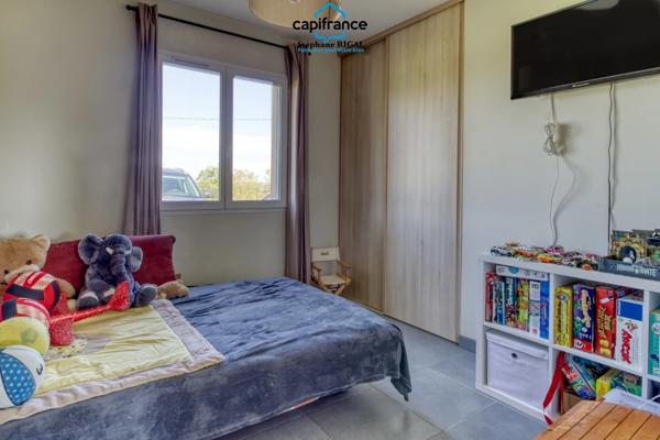 Maison à vendre 5 pièces FUMEL (47) de 140m2 habitables avec piscine et double garage.