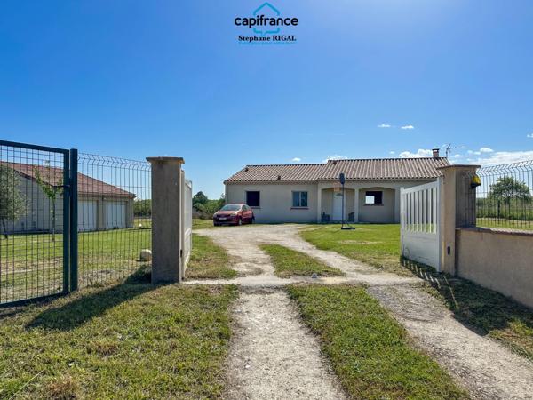 Maison à vendre 5 pièces FUMEL (47) de 140m2 habitables avec piscine et double garage.