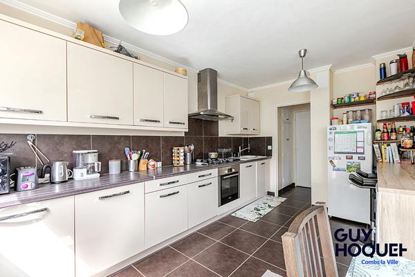 À vendre : Appartement 2 chambres à COMBS LA VILLE