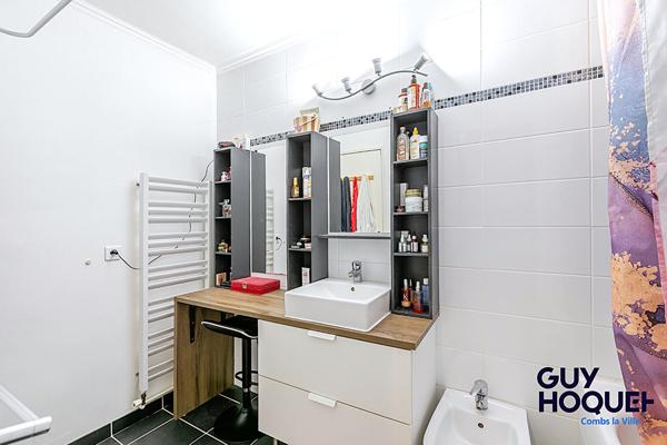 À vendre : Appartement 2 chambres à COMBS LA VILLE