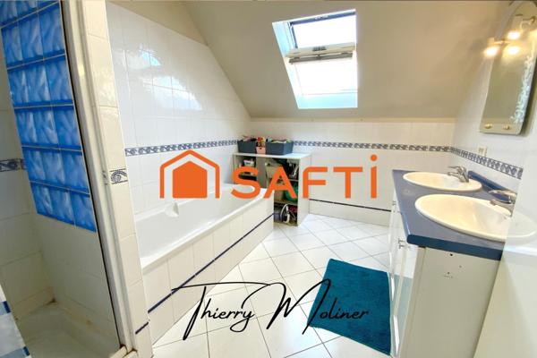 Maison traditionnelle 3 chambres 1 garage