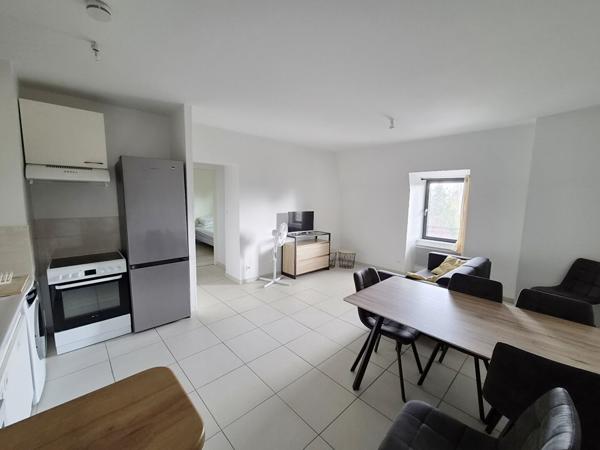 PROCHE GARE NANGIS - APPARTEMENT MEUBLE DE TYPE T2 47M² ENVIRON