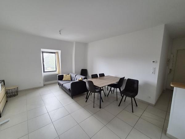 PROCHE GARE NANGIS - APPARTEMENT MEUBLE DE TYPE T2 47M² ENVIRON