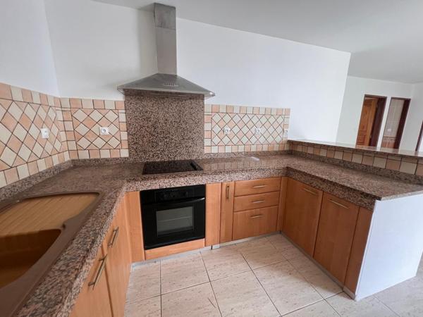 Maison 5 pièces de 85m² à Ste marie