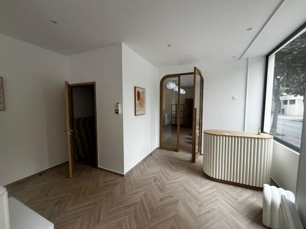 LOCAL À VENDRE 100M2 À VINCENNES