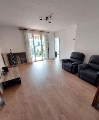 Appartement T4 de 70m², 3 Chambres, cave et parking privé, rendement locatif interressant !