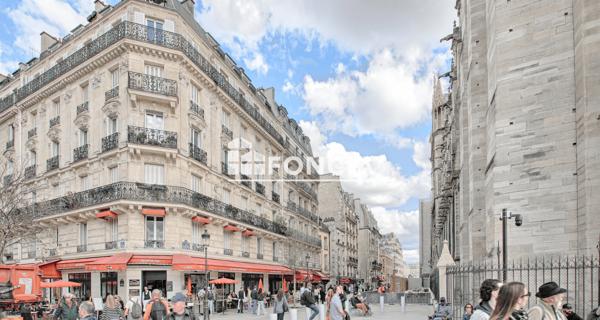 À vendre Parking 15 m² - Paris 75004