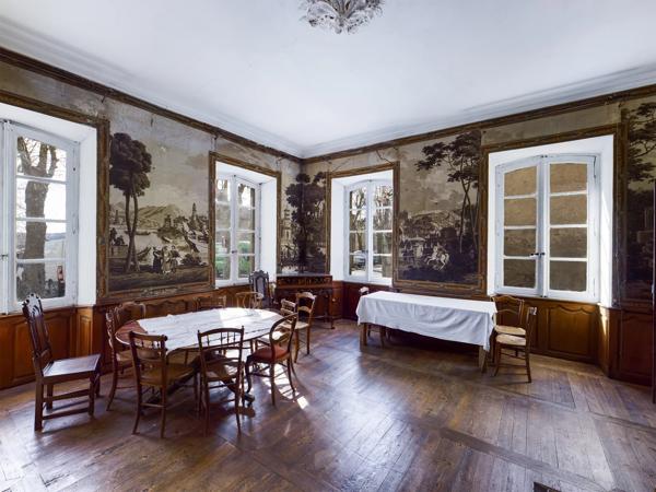 Incroyable maison de maître en coeur de ville