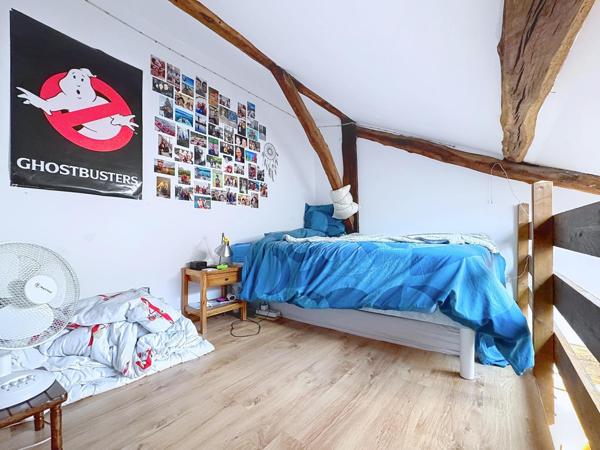 Maison au cœur du vieux bourg de Coublevie, jardin, 4 chambres et suite parentale