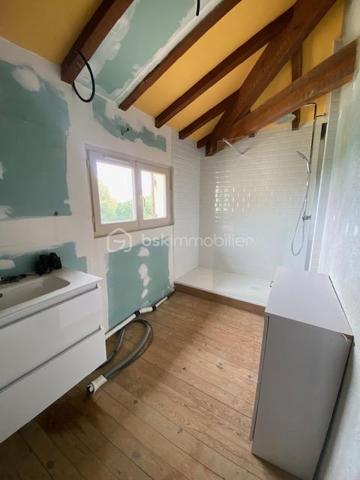 Maison en pierre de 235 m²