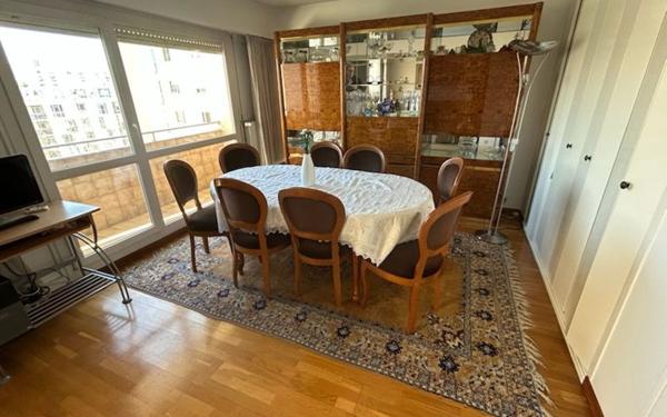 Appartement à vendre    2 pièces • 74,89 m2 Créteil