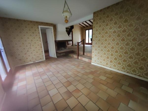 Maison à vendre 296 520 € Latresne 4 p 131 m² DPE D