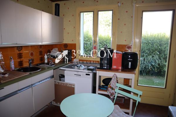 Maison
                                                                                                                                                                                                                                                                                                                        4 pièce(s)                                                                                                                                                                                                          3 chambre(s)                                                                                                                                                                                                          127.5  m²