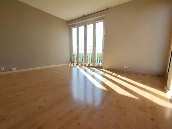 Location                                                      Appartement
                        
                     4 pièces                      68 m2                     à Sucy-en-Brie