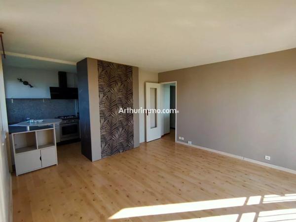Location                                                      Appartement
                        
                     4 pièces                      68 m2                     à Sucy-en-Brie