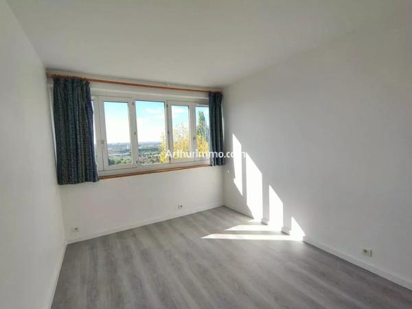 Location                                                      Appartement
                        
                     4 pièces                      68 m2                     à Sucy-en-Brie