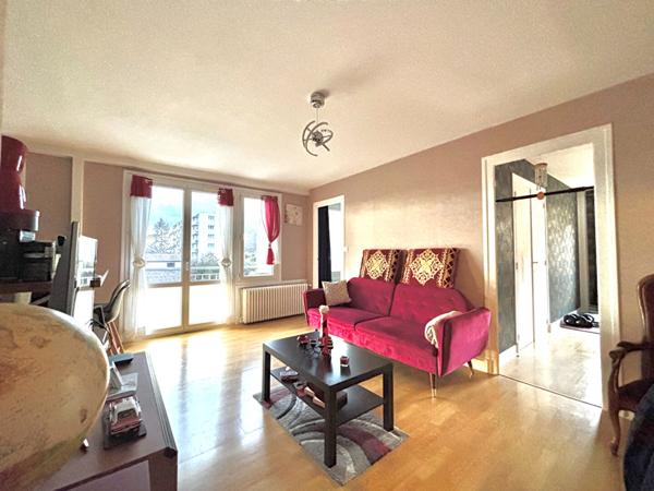 À VENDRE - APPARTEMENT T3 AVEC GARAGE - SAINT-ÉTIENNE