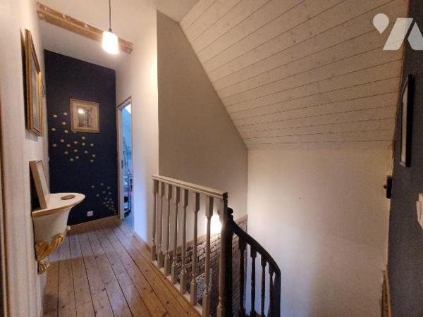 Maison à Vendre à Pleurtuit (35730) en Ille-et-Vilaine (35)

Cette maison dispose d'une surfa...