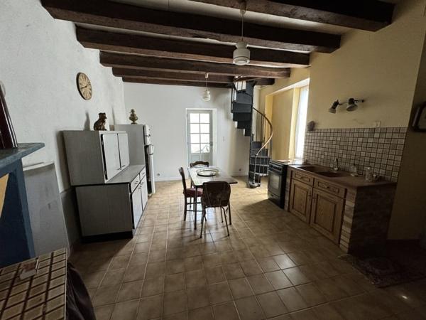 Maison à vendre |  La Châtre |  4 pièces | 137 m²