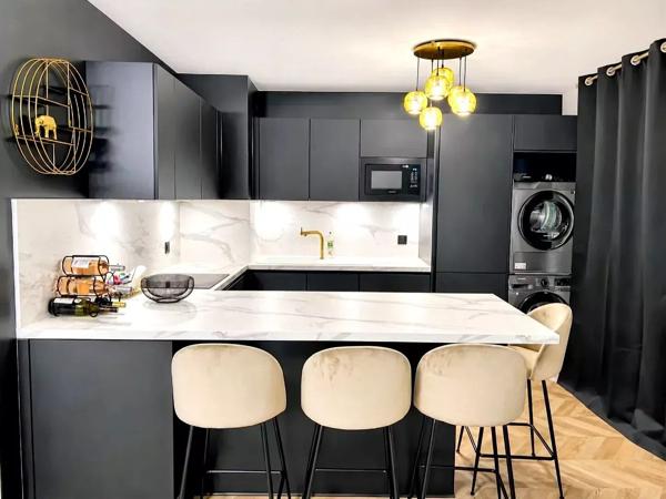Vente                                                      Appartement
                        
                     3 pièces                      71 m2                     à Chessy