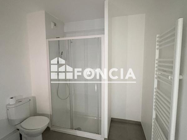 Location Appartement 2 pièces 42.05 m² - 145 RUE ALAIN DECAUX Aix-en-provence 13100