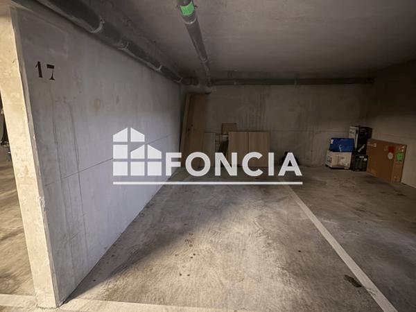 Location Appartement 2 pièces 42.05 m² - 145 RUE ALAIN DECAUX Aix-en-provence 13100