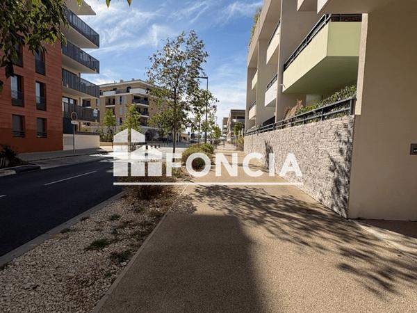 Location Appartement 2 pièces 42.05 m² - 145 RUE ALAIN DECAUX Aix-en-provence 13100