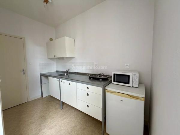 Location                                                      Appartement
                        
                     2 pièces                      44 m2                     à Dinan