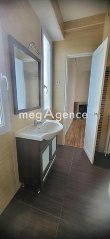Appartement à LE RAINCY, 93340 - 3 pièces 67m²