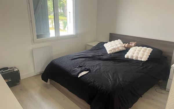 Immeuble à vendre    6 pièces •  Tullins