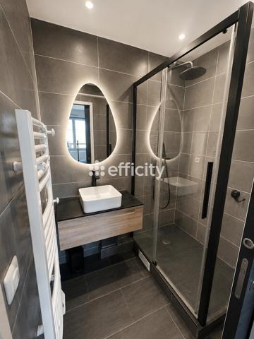 Appartement
         5 pièces
        - 117 m² Exclusivité 465 000 € *