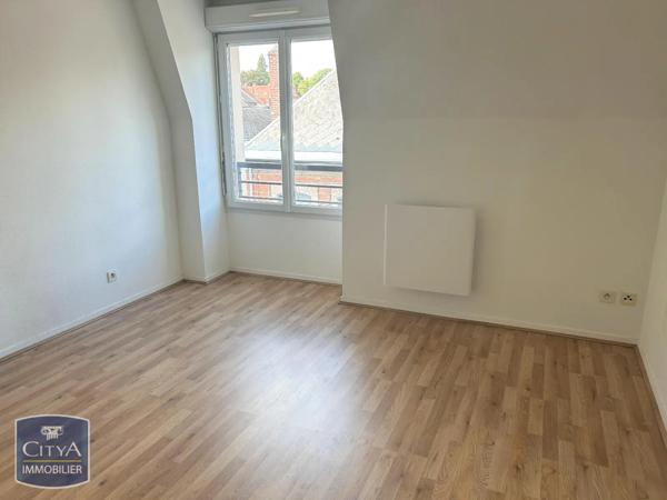 Appartement à louer 3 pièces 64.88m² Saint-Quentin (02100)