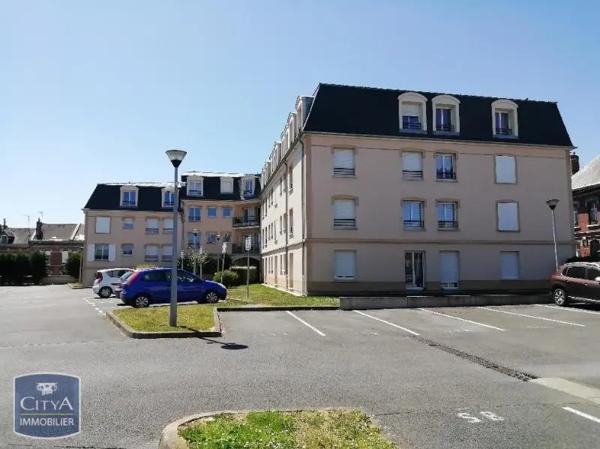 Appartement à louer 3 pièces 64.88m² Saint-Quentin (02100)