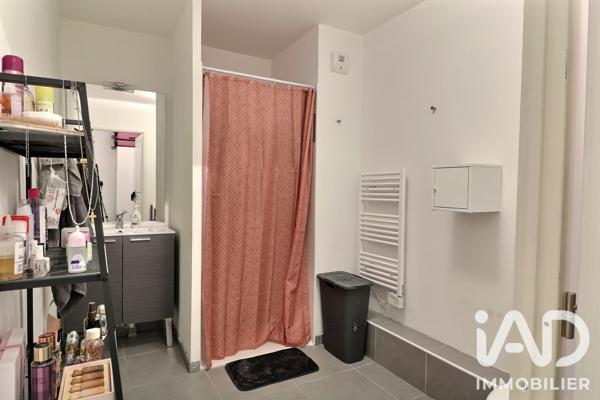 Location studio 26 m² Marseille 4