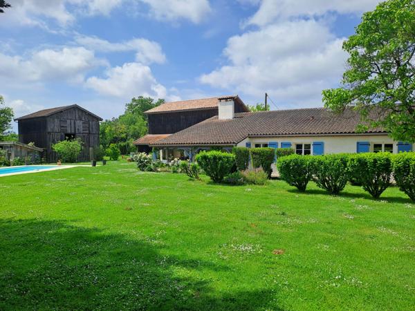 Jolie demeure avec maison d’amis à deux pas de Tonneins
